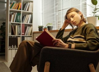déco étagère bibliothèque book nook